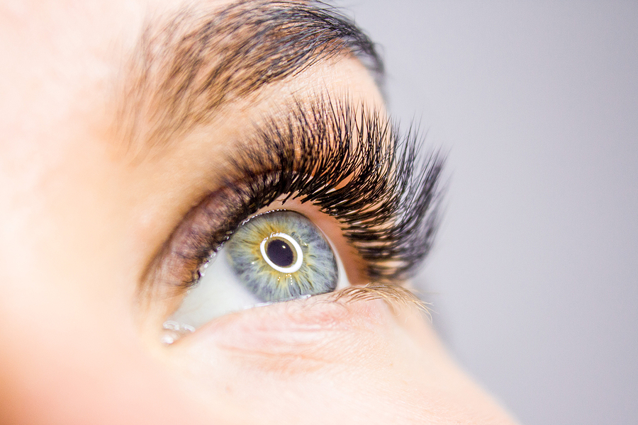 wimpern fallen aus
